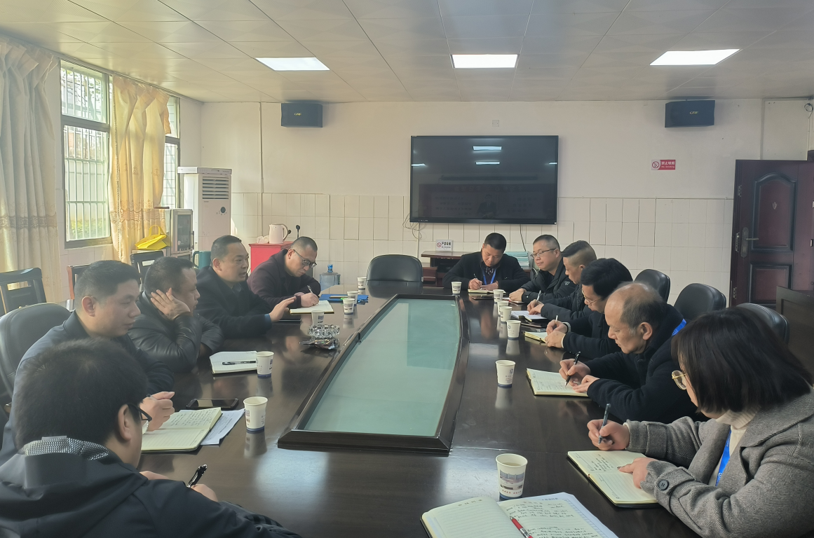 學院院長廖與飛一行蒞臨電氣工程學院調研后勤和學管工作