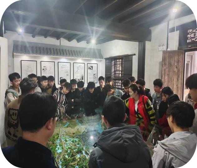 學(xué)習(xí)雷鋒精神、弘揚(yáng)愛國思想