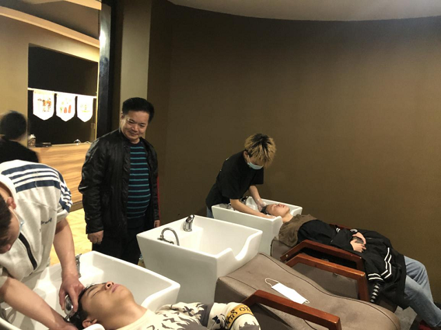 學院實訓中心赴企業開展教學實習技能抽考