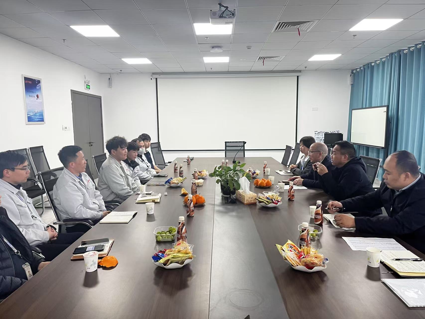 文武院長率隊赴企業開展專題調研