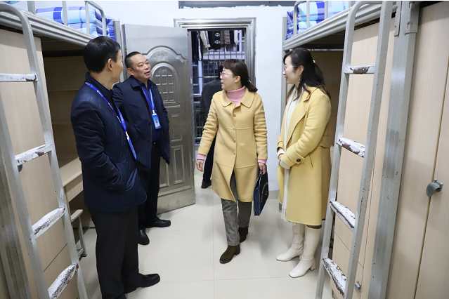 學院迎接省級文明校園創建工作檢查