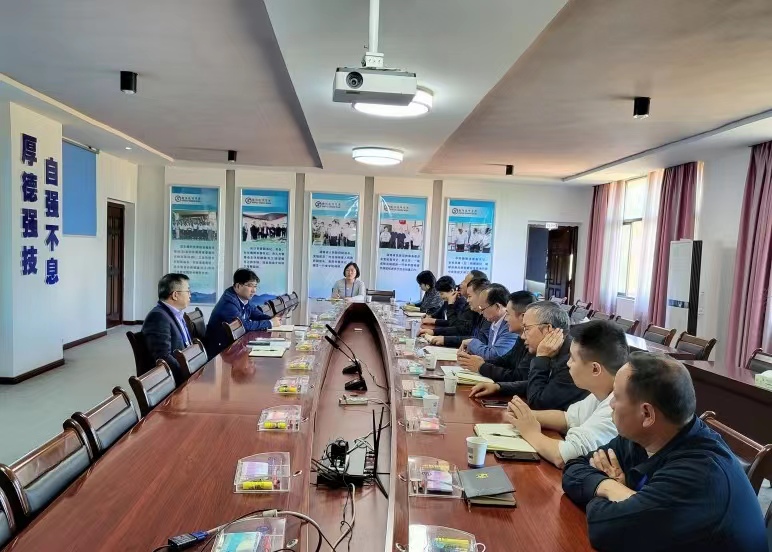 黨委書記肖春林到實訓中心調研工作