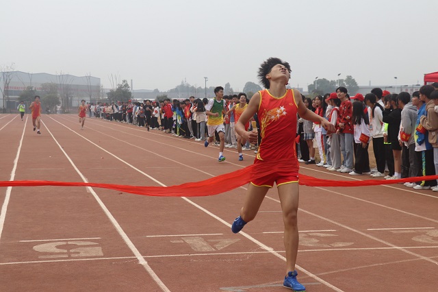 學院第十三屆運動會成功舉辦