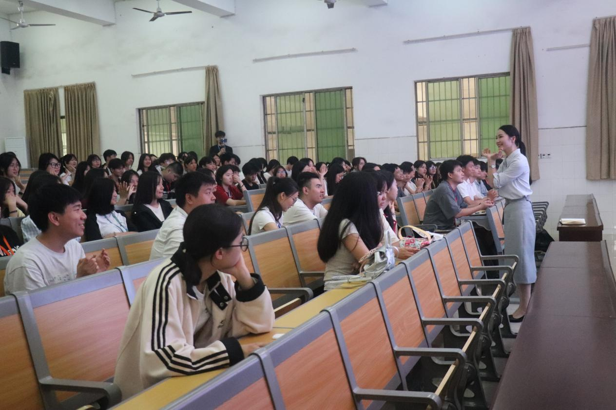 衡陽技師學院學生講解隊伍專題培訓活動順利開展