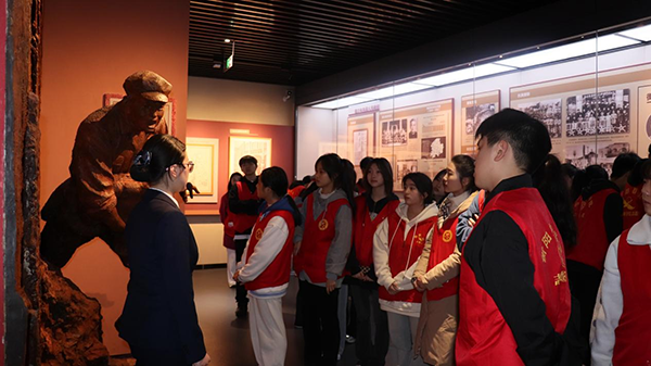 學(xué)院團(tuán)委開(kāi)展“學(xué)黨史 強(qiáng)信念 跟黨走”主題團(tuán)日活動(dòng)