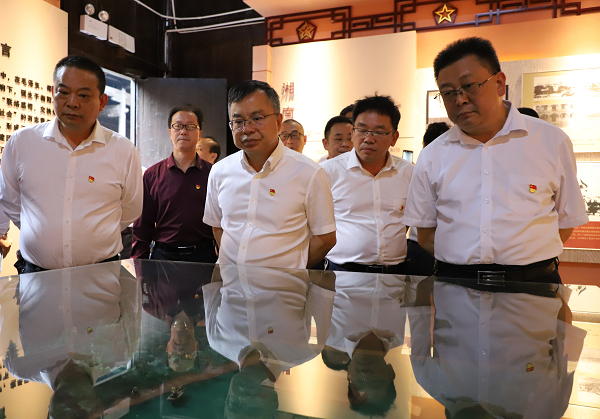 衡陽技師學院主題教育讀書班暨黨委理論學習中心組（擴大）赴湘南學聯開展實踐學習