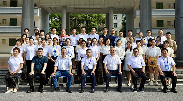 衡陽技師學(xué)院黨外知識(shí)分子聯(lián)誼會(huì)第二屆第一次會(huì)員代表大會(huì)勝利召開