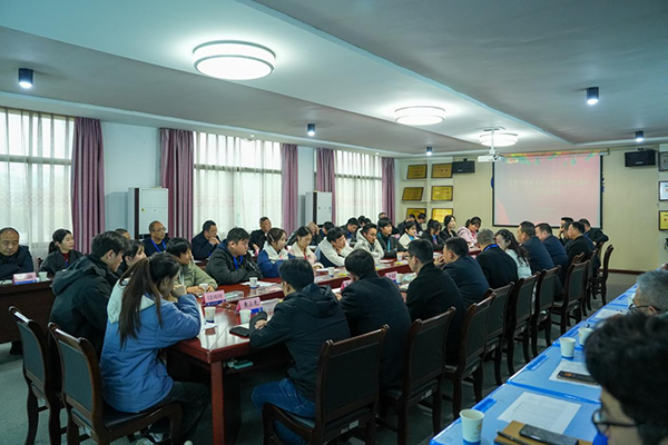 學院召開學生代表座談會