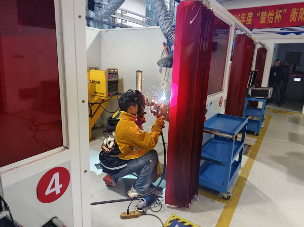 “楚怡杯”衡陽市職業院校技能競賽焊接技術賽項在我院舉行