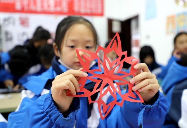 在關愛中茁壯成長 在藝術中享受快樂