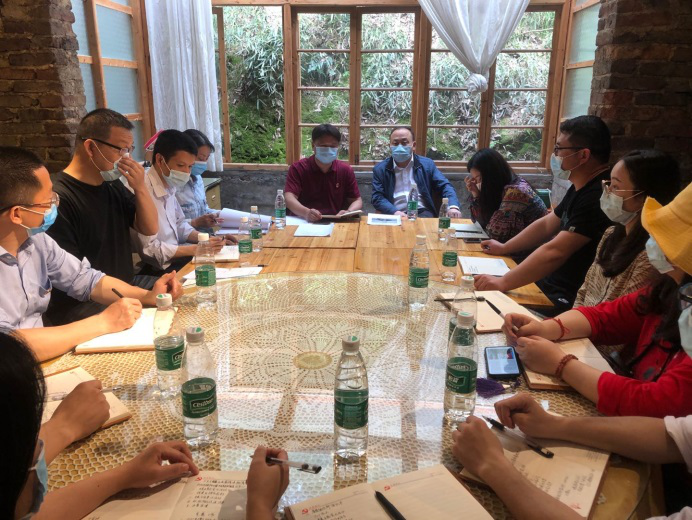 疫情防控踐初心、嚴峻斗爭擔使命”、“帶頭積極擴大消費” 主題黨日活動